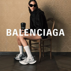 Saks Fifth Avenue：Balenciaga 大牌私促专场来袭 Logo围巾$345 低至6折 购物返利请关注公众号：芒省真好省