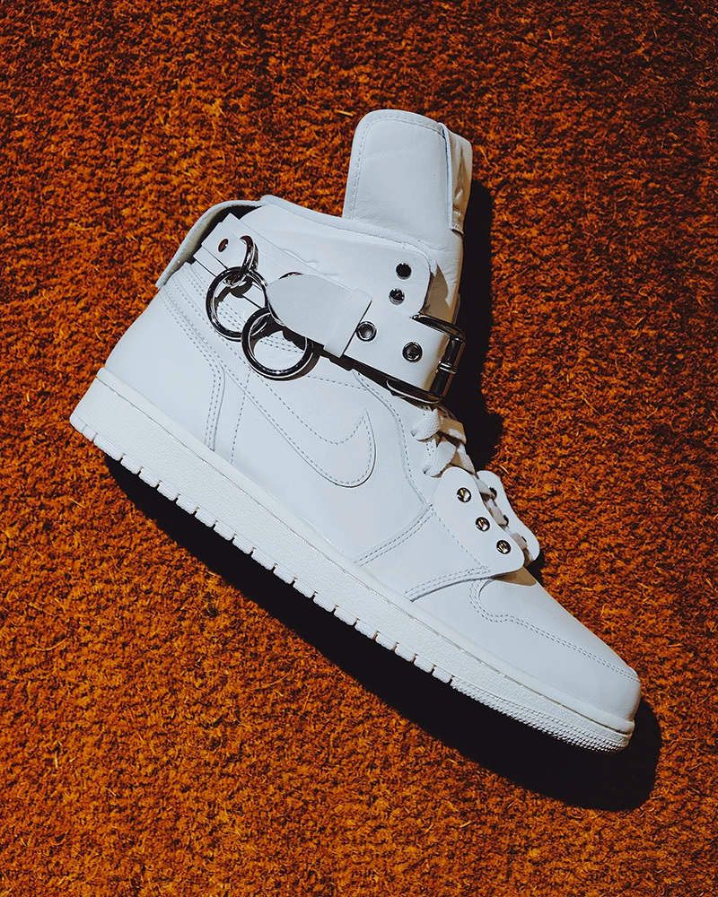 Comme Des Gar?ons Homme Plus x Air Jordan 1 