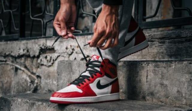 哪家美国转运能发AIR JORDAN？海淘耐克运动鞋转运公司推荐！