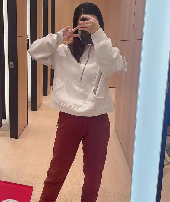 lululemon Scuba 高腰女士休闲裤 多色码全 5折$59