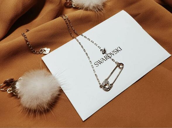 Swarovski施华洛世奇SO COOL 曲别针项链 海淘降至5折$39.5