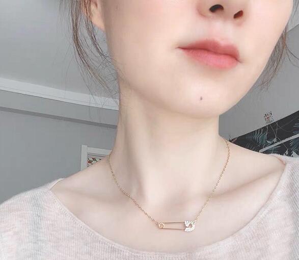 Swarovski施华洛世奇SO COOL 曲别针项链 海淘降至5折$39.5