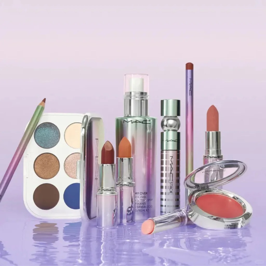 MAC Cosmetics HK：穿越未来限定系列彩妆上线！网站豪华满赠更新，入手腮红、唇膏等  购物返利请关注公众号：芒省真好省 