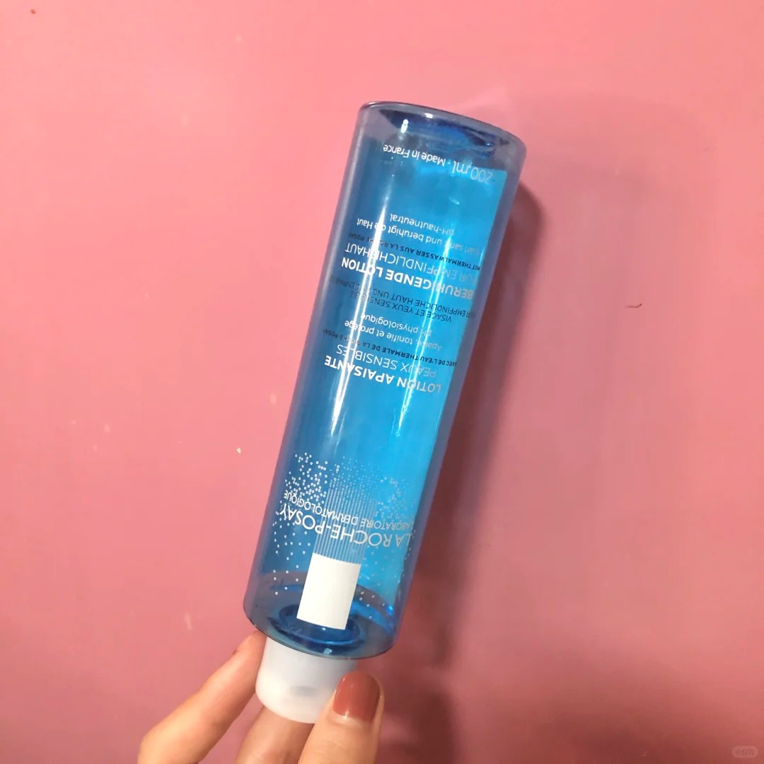 La Roche-Posay 柔肤均衡水 200ml 6.7折 ￡10.33（约99.89元）购物返利请关注公众号：芒省真好省