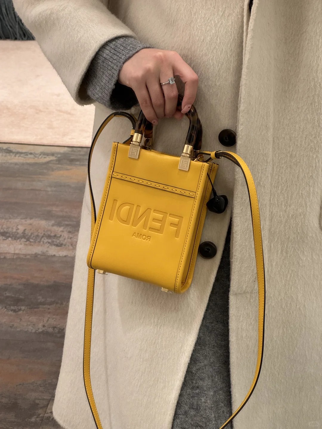 Antonioli：精选大牌享6.5折优惠，关注 CHLOE、MAX MARA、FENDI 等  购物返利请关注公众号：芒省真好省