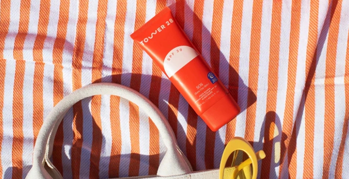 REVOLVE：美妆限时享8折优惠，入手 CT、PAT McGRATH LABS 等  购物返利请关注公众号：芒省真好省