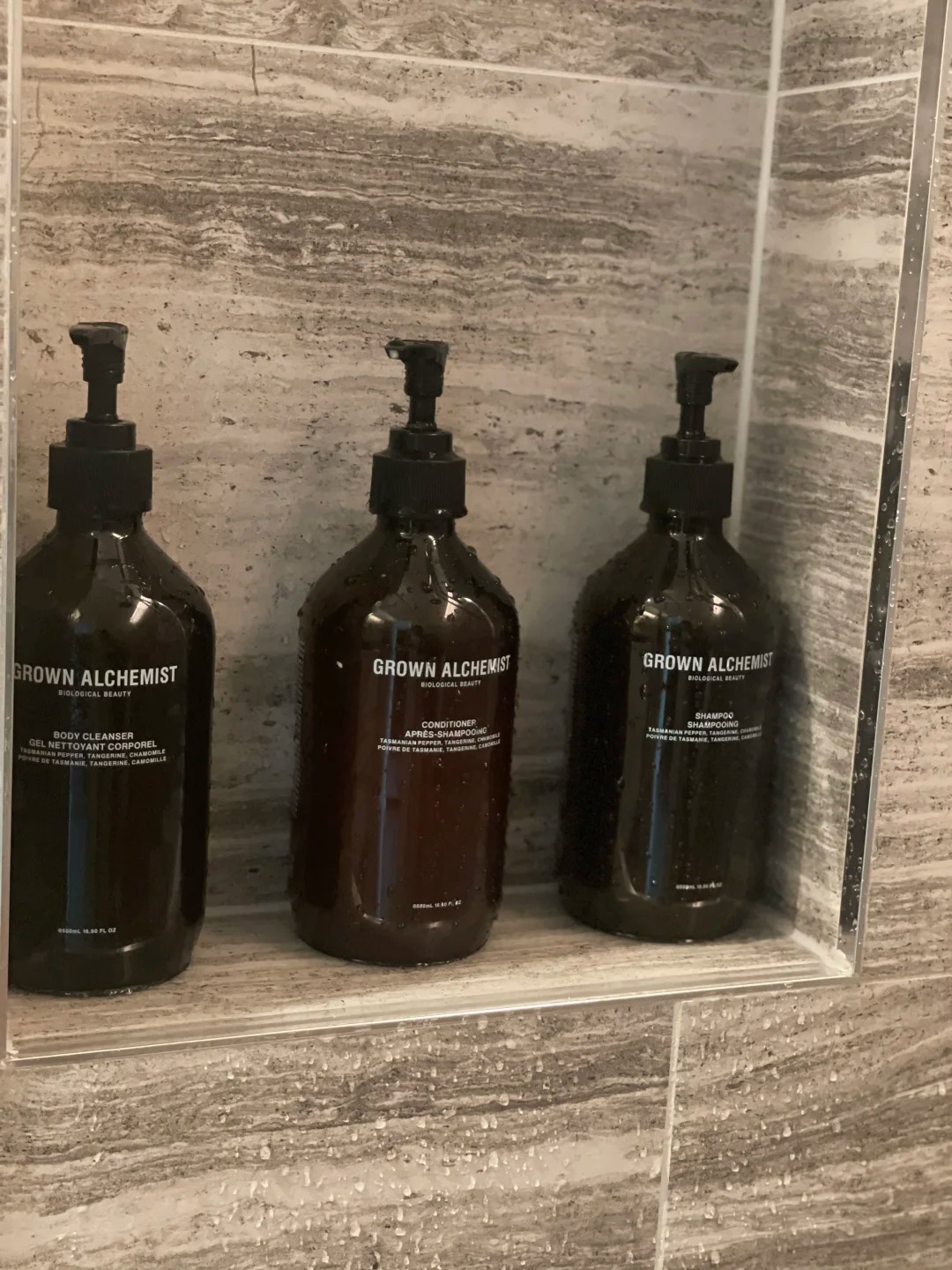 Grown Alchemist US：买套装赠旅行洁面爽肤水2件套，植萃护肤配方+入基础个护套装  购物返利请关注公众号：芒省真好省
